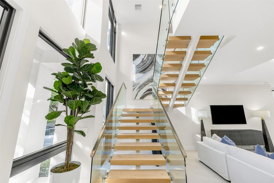 Image 40 of a home in .