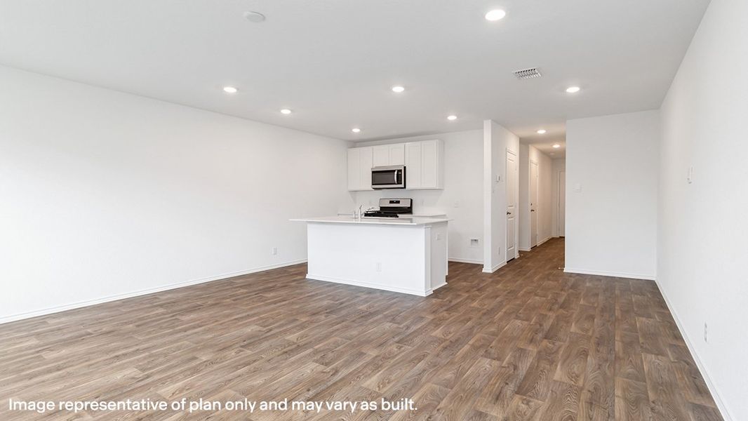 Representative unfurnished interior of a home built from the The Linnet by D.R. Horton in Sonora, San Antonio (Image 17). Representative unfurnished interior of a home built from the The Linnet by D.R. Horton in Sonora, San Antonio (Image 17).