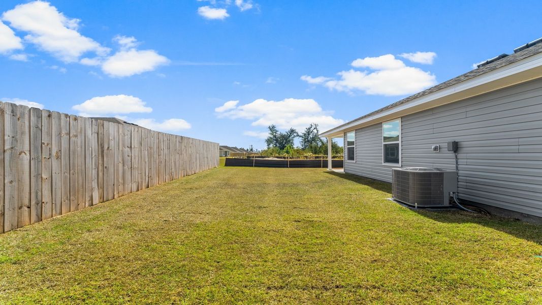Representative exterior details of a home built from the The Lakeside by D.R. Horton in Park Place, Panama City (Image 21). Representative exterior details of a home built from the The Lakeside by D.R. Horton in Park Place, Panama City (Image 21).