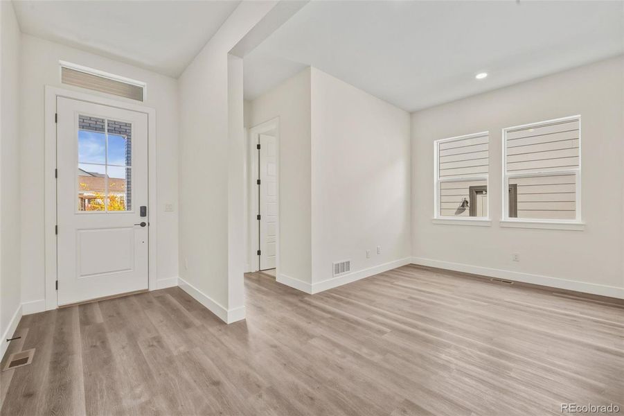 Spacious, unfurnished interior of a new home in Festival at RainDance, Windsor (Image 12). Spacious, unfurnished interior of a new home in Festival at RainDance, Windsor (Image 12).