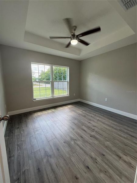 Spacious, unfurnished interior of a new home in , Ocala (Image 12).