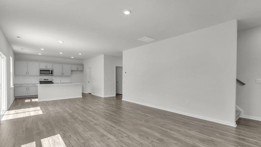 Spacious, unfurnished interior of a new home in Westerly, Lillington (Image 14).
