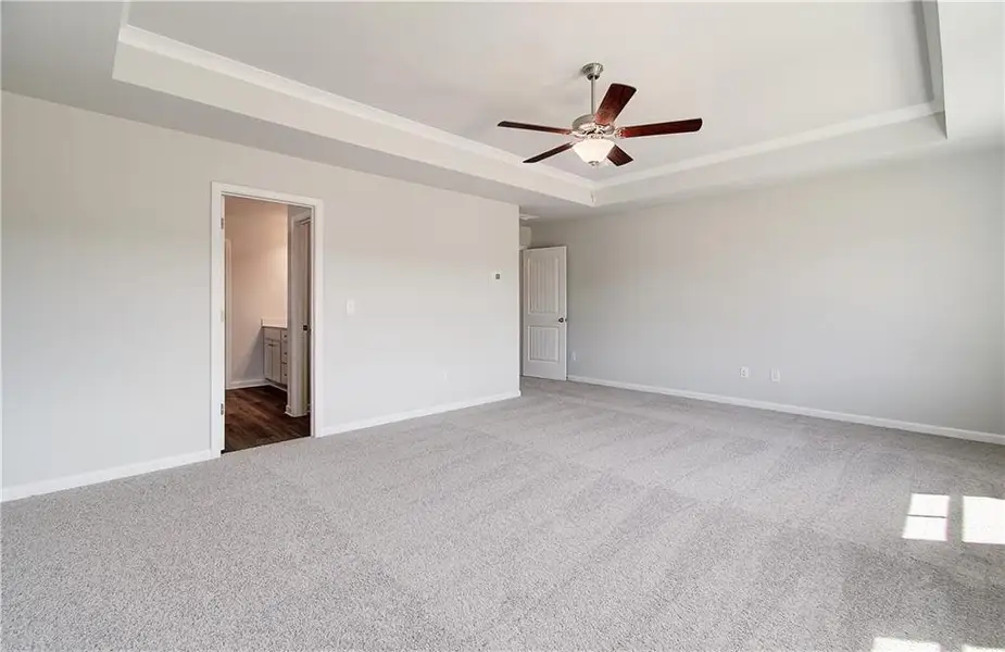 Spacious, unfurnished interior of a new home in Bowers Farm, McDonough (Image 13).