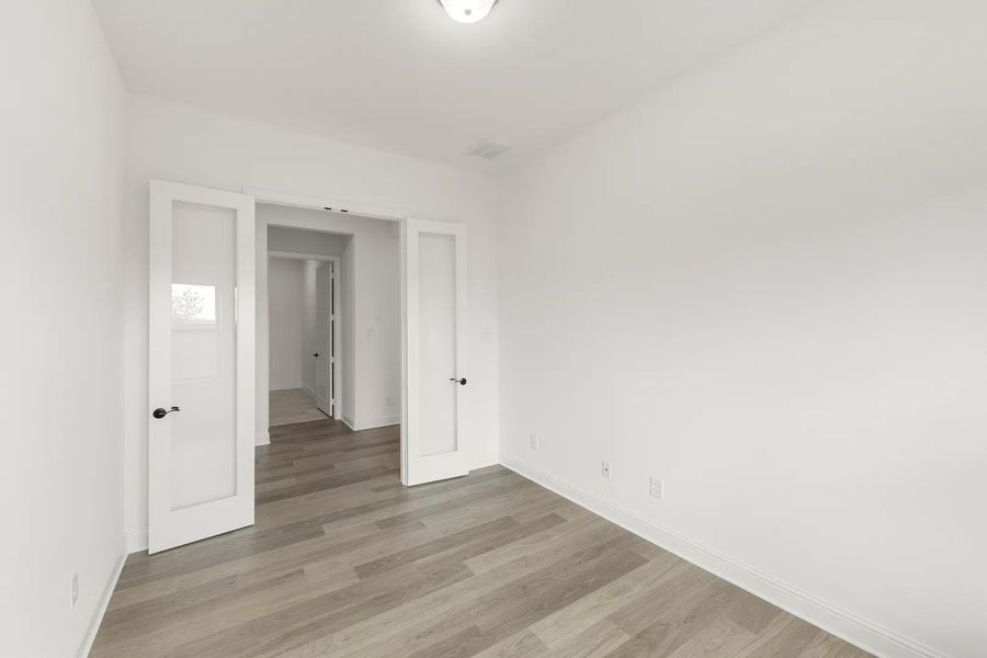 The Huntley B Home Office The Huntley B Home Office