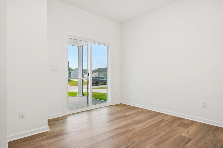 Representative images and renderings are for illustrative purposes. Actual structural options and design finishes of home may vary. Representative images and renderings are for illustrative purposes. Actual structural options and design finishes of home may vary.