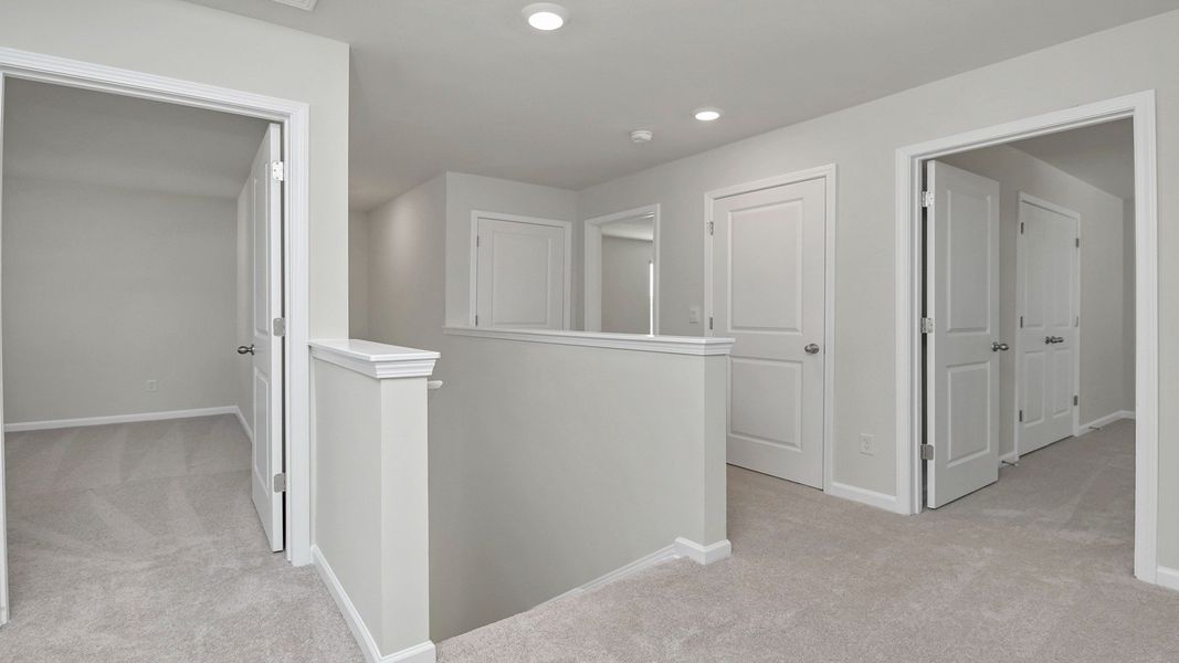 Spacious, unfurnished interior of a new home in Hunter's Branch, Hopkins (Image 28).