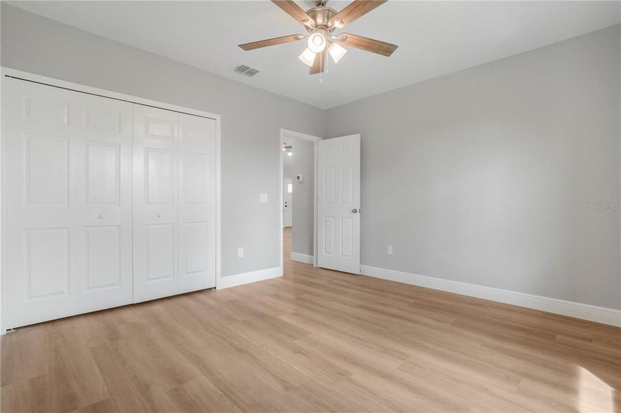 Spacious, unfurnished interior of a new home in , Deltona (Image 11).