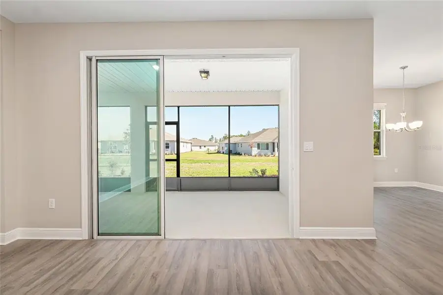 Spacious, unfurnished interior of a new home in , Ocala (Image 19).