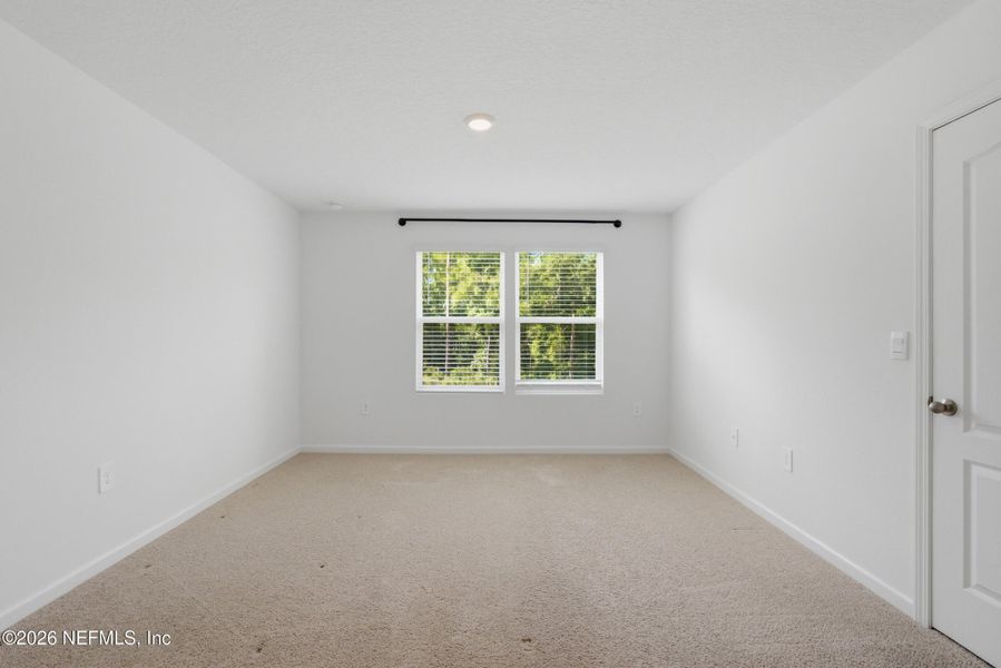 Spacious, unfurnished interior of a new home in , St. Augustine (Image 33).