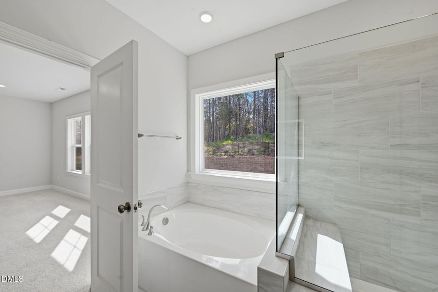 SUN_ShawRidge_Pic_EastmanIII_QMI_15_Owne