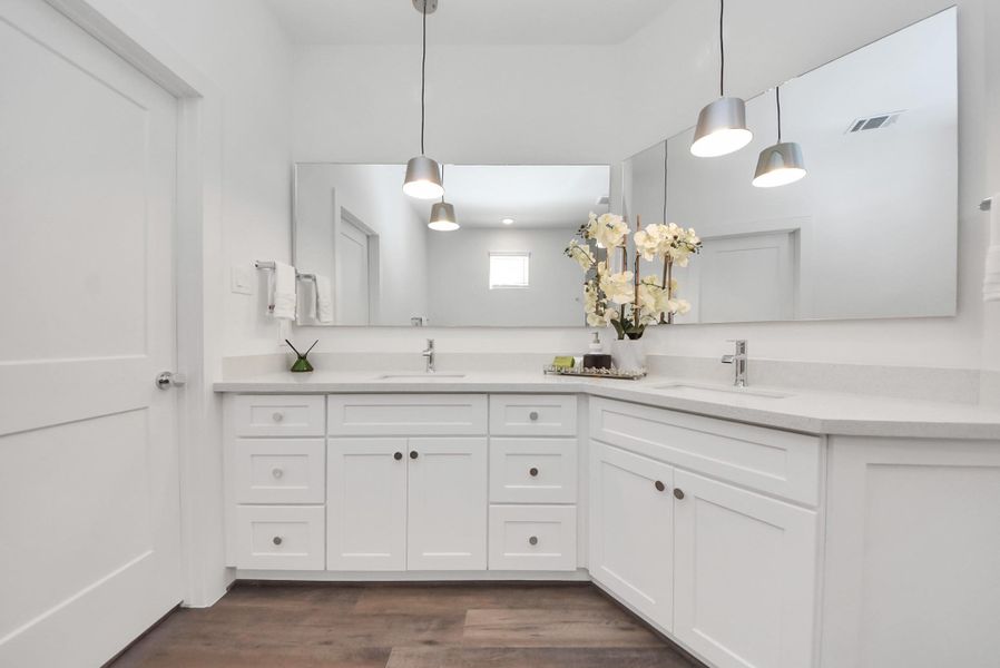 Furnished interior view inside a new home in Carver Landing, Houston (Image 33).