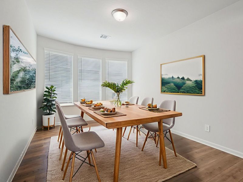 Furnished interior view inside a new home in Thomas Pond, San Antonio (Image 3).