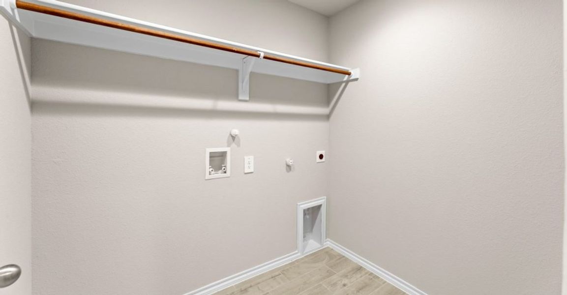 Representative exterior photo of a completed home built from the Lincoln by Impression Homes in Keeneland, Aubrey, TX (Image 24). Representative exterior photo of a completed home built from the Lincoln by Impression Homes in Keeneland, Aubrey, TX (Image 24).