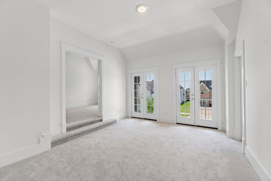 Spacious, unfurnished interior of a new home in Silverleaf Estates in Frisco, Frisco (Image 23).