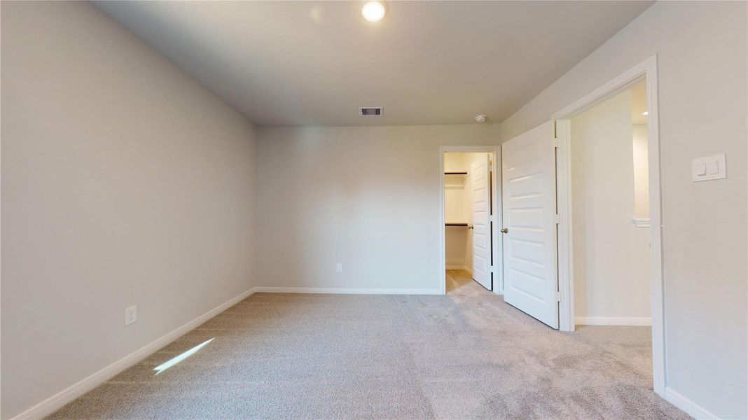 Spacious, unfurnished interior of a new home in Lexington Heights 50', Willis (Image 29).