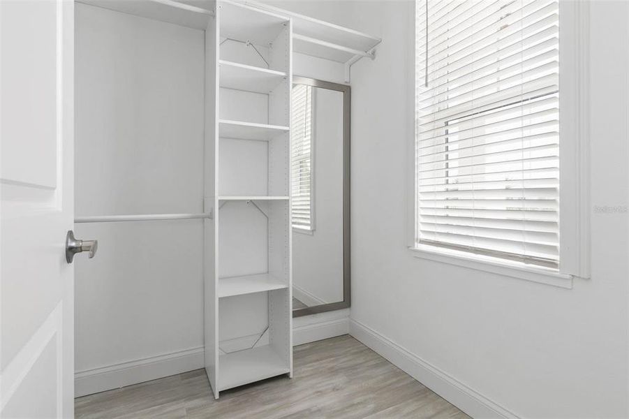 Walk-in Closet