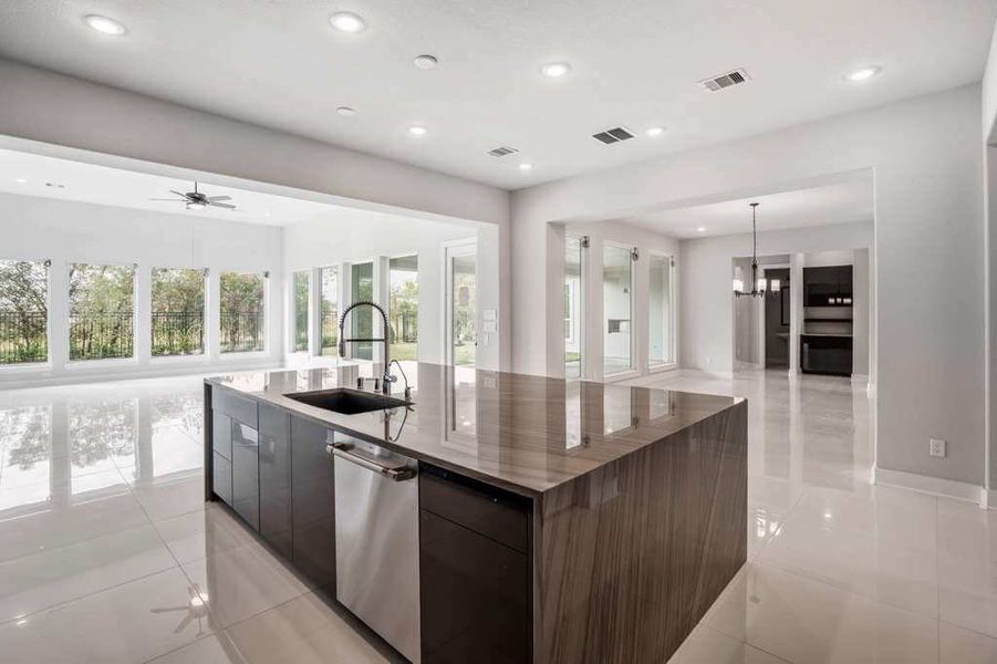 Representative furnished interior of a home built from the Kensington 5224 by J. Patrick Homes in Briarley, Montgomery (Image 4). Representative furnished interior of a home built from the Kensington 5224 by J. Patrick Homes in Briarley, Montgomery (Image 4).