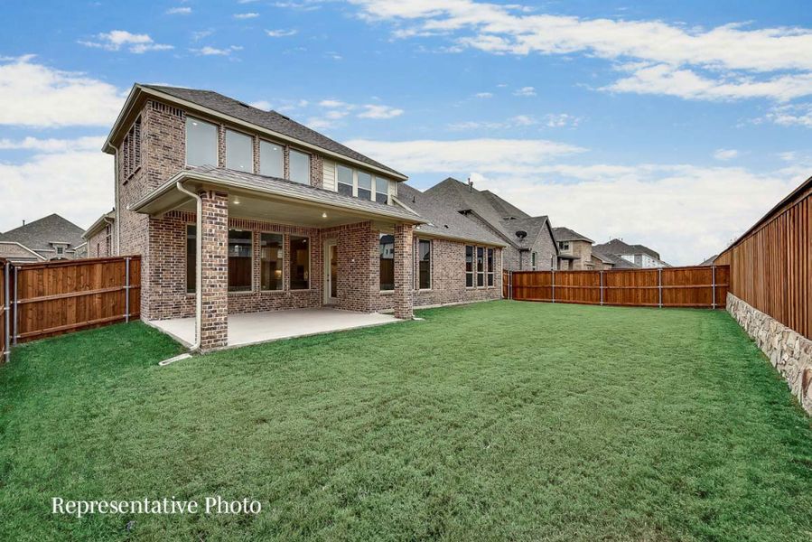Representative exterior photo of a completed home built from the Bingham by Pacesetter Homes in Timberbrook, Justin, TX (Image 16).