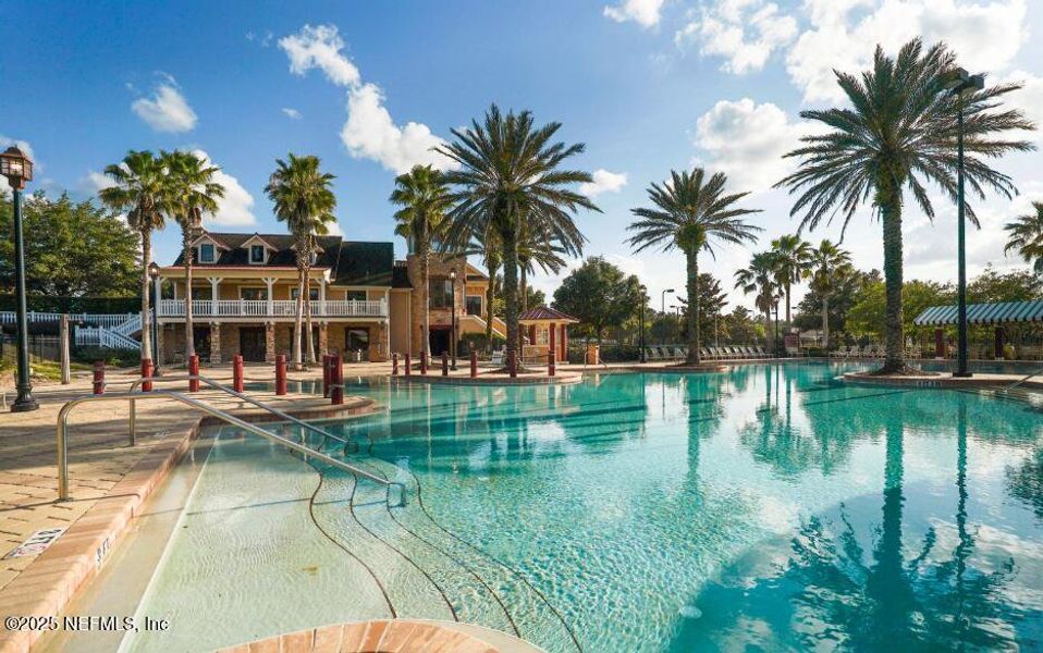 Community amenities in Shadow Crest at Rolling Hills, Green Cove Springs (Image 20).