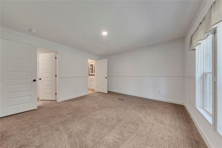 Spacious, unfurnished interior of a new home in , Maysville (Image 29).