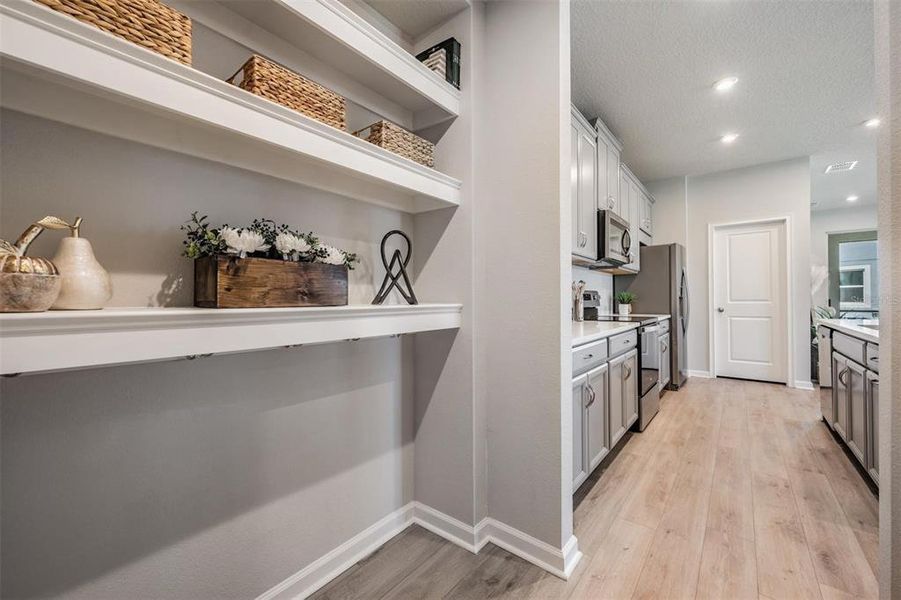 Furnished interior view inside a new home in , Lutz (Image 27).