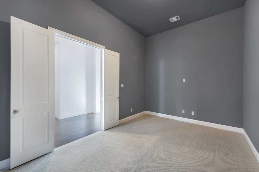 Representative unfurnished interior of a home built from the 217 by Highland Homes in Cross Creek West, Fulshear (Image 22).