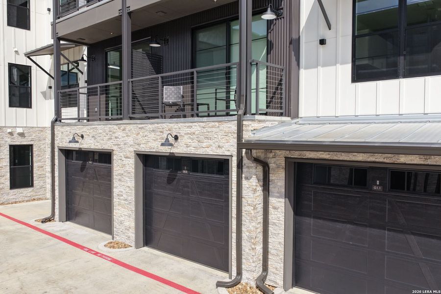 Exterior details and patio area of a home in Dovetail, New Braunfels (Image 20).