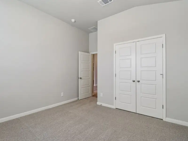 Spacious, unfurnished interior of a new home in Carmel Ranch, Schertz (Image 27). Spacious, unfurnished interior of a new home in Carmel Ranch, Schertz (Image 27).