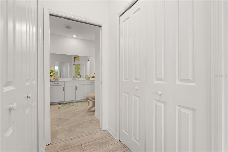 Spacious, unfurnished interior of a new home in , Punta Gorda (Image 25).
