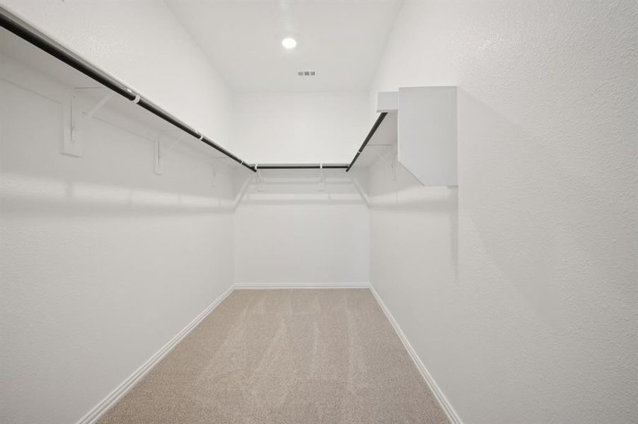 Spacious, unfurnished interior of a new home in Eastridge - Spring Series, McKinney (Image 31). Spacious, unfurnished interior of a new home in Eastridge - Spring Series, McKinney (Image 31).