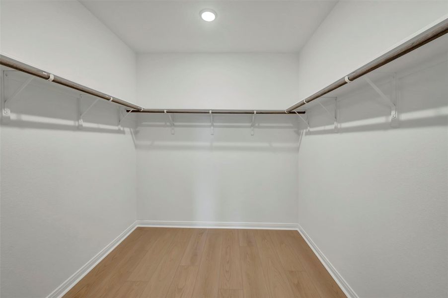 Spacious, unfurnished interior of a new home in Beacon Point at Lago Mar 50’ Homesites, Texas City (Image 28).