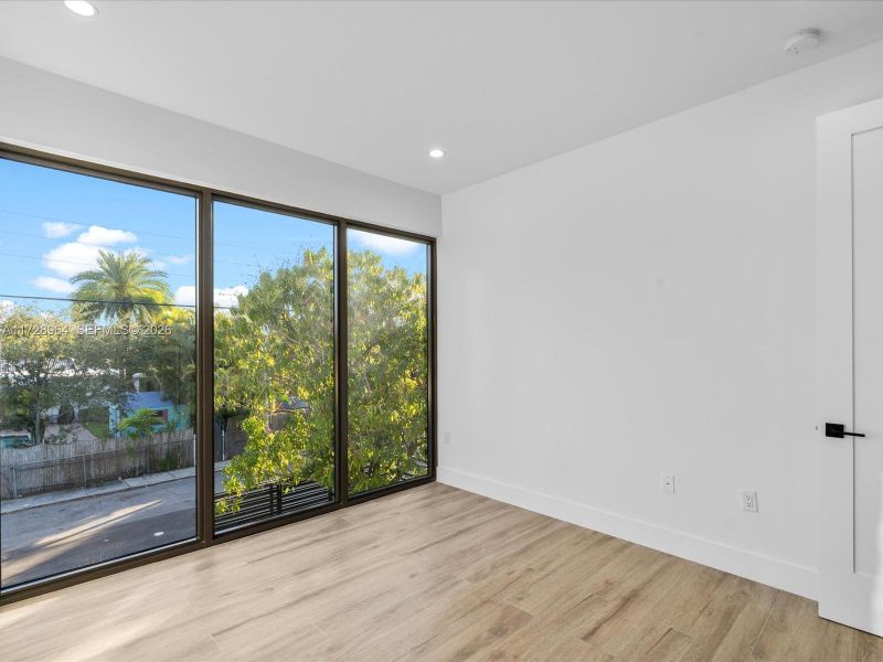 Spacious, unfurnished interior of a new home in , Miami (Image 28). Spacious, unfurnished interior of a new home in , Miami (Image 28).
