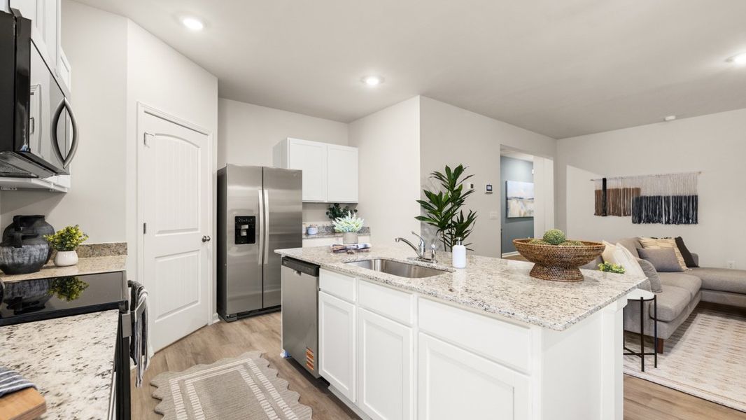 Representative furnished interior of a home built from the Sudbury 24' Townhome by D.R. Horton in Oconee Overlook Townhomes, Gainesville (Image 10).