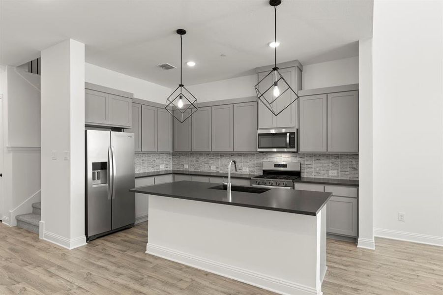 11. 2521 Huxley - Kitchen (2)