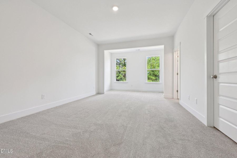 30-web-or-mls-Dunzo Dr-S1203-030