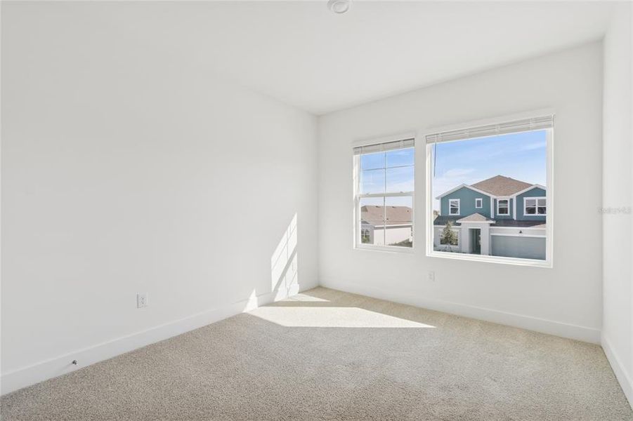 Spacious, unfurnished interior of a new home in North River Ranch – Townhomes, Parrish (Image 21).