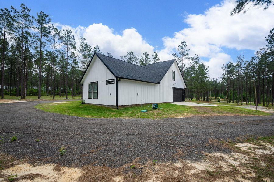 Exterior details and patio area of a home in , Livingston (Image 30).