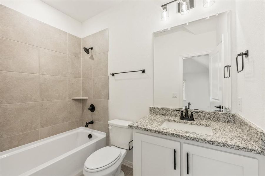 Furnished interior view inside a new home in Glenwood Meadows, Argyle (Image 15).