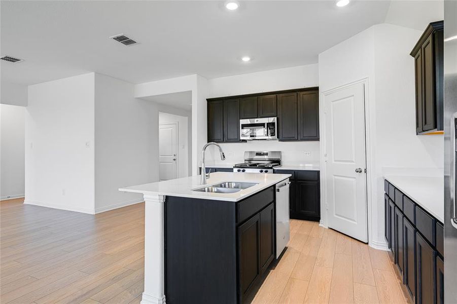 Furnished interior view inside a new home in River Ridge, Crandall (Image 14). Furnished interior view inside a new home in River Ridge, Crandall (Image 14).