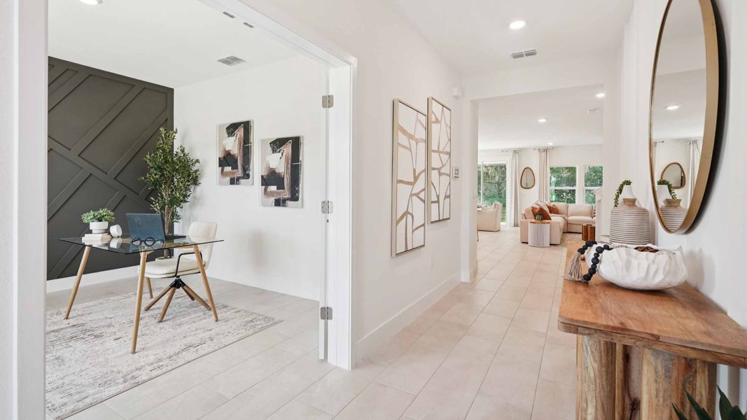 Representative furnished interior of a home built from the Holden by D.R. Horton in Sandal Key, Weeki Wachee (Image 4).