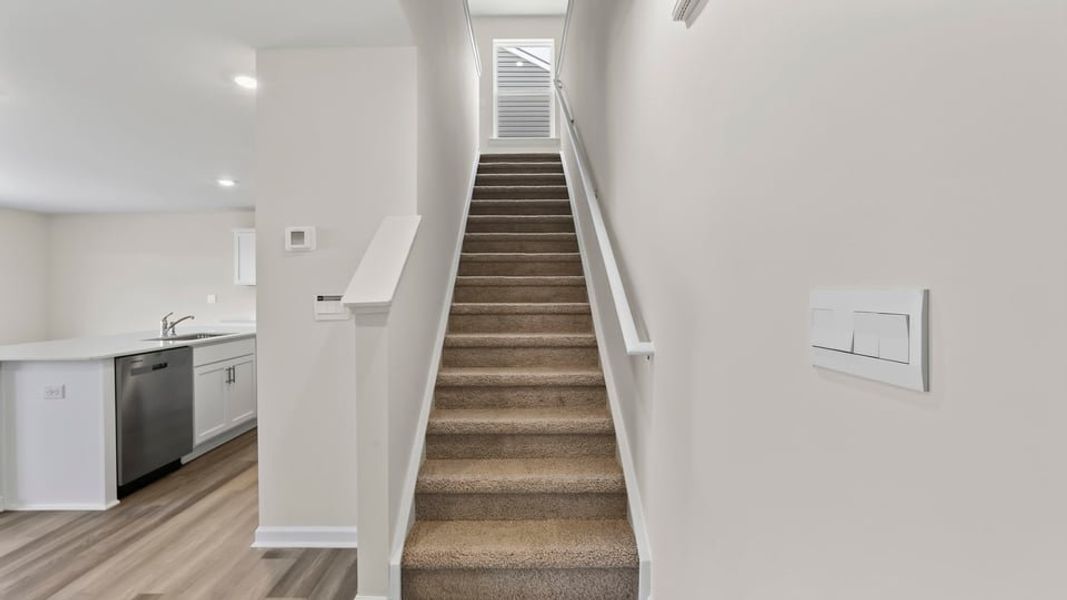 Spacious, unfurnished interior of a new home in Cedar Gap, Fountain Inn (Image 24).