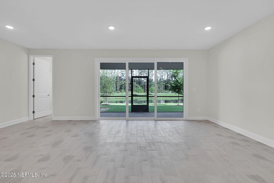 Spacious, unfurnished interior of a new home in , Ponte Vedra (Image 16).