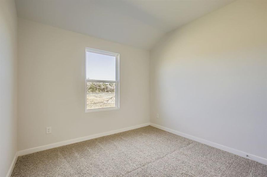 Spacious, unfurnished interior of a new home in Middlefield Village, Dallas (Image 20).
