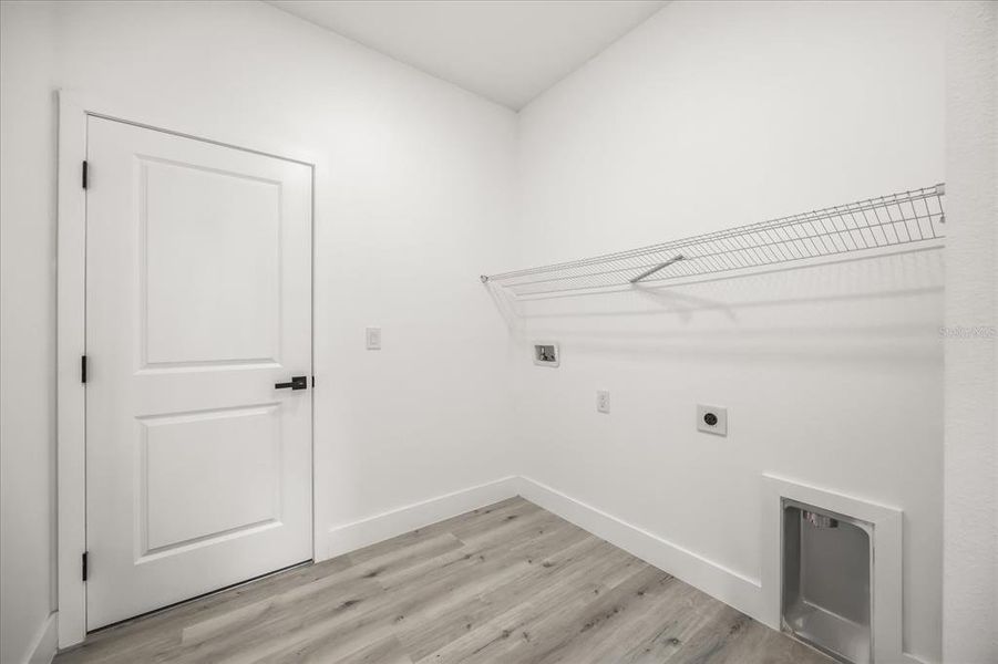 Spacious, unfurnished interior of a new home in , Palm Bay (Image 28). Spacious, unfurnished interior of a new home in , Palm Bay (Image 28).