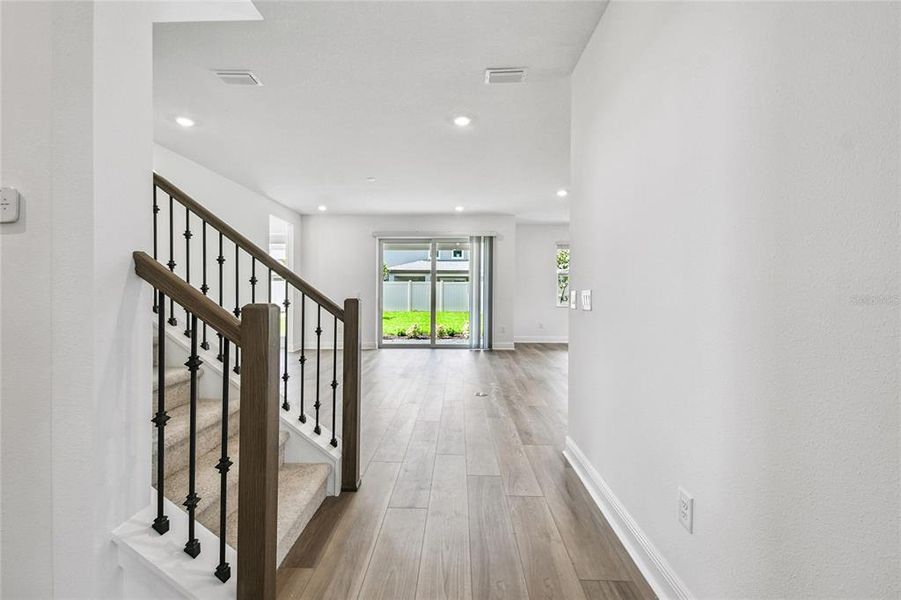Spacious, unfurnished interior of a new home in Hawkstone, Sarasota (Image 21).