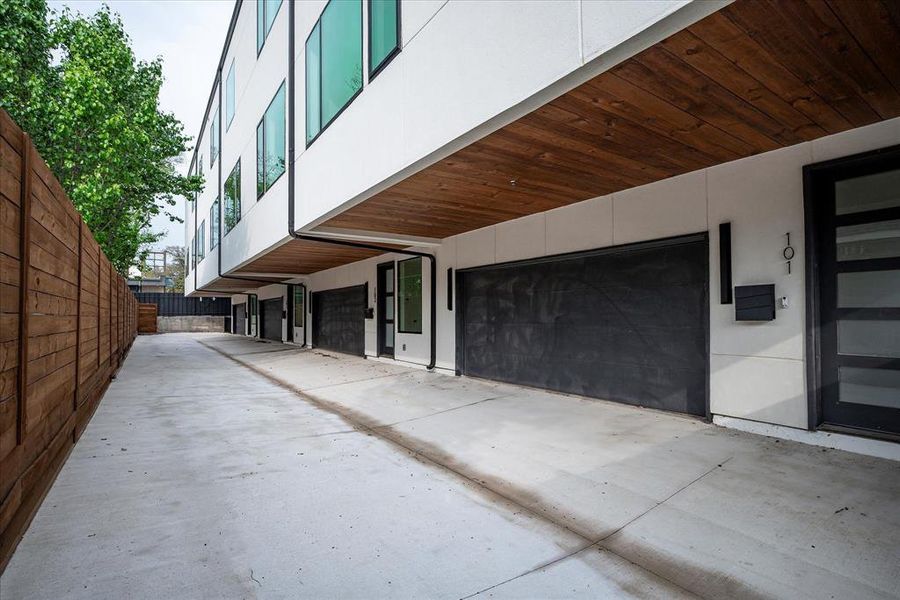 Exterior details and patio area of a home in , Dallas (Image 27).