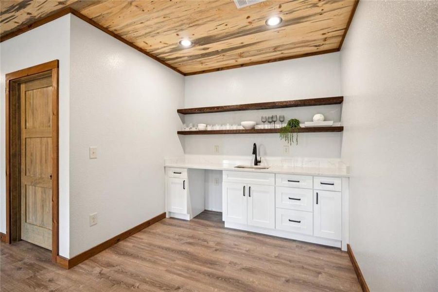 Spacious, unfurnished interior of a new home in , Mineral Bluff (Image 26).