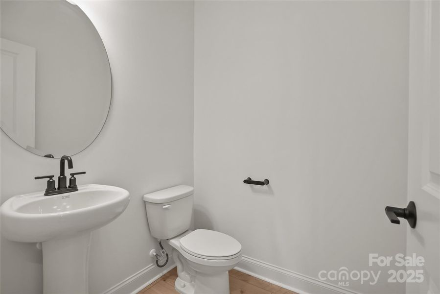 Furnished interior view inside a new home in Forest Creek, Waxhaw (Image 5). Furnished interior view inside a new home in Forest Creek, Waxhaw (Image 5).