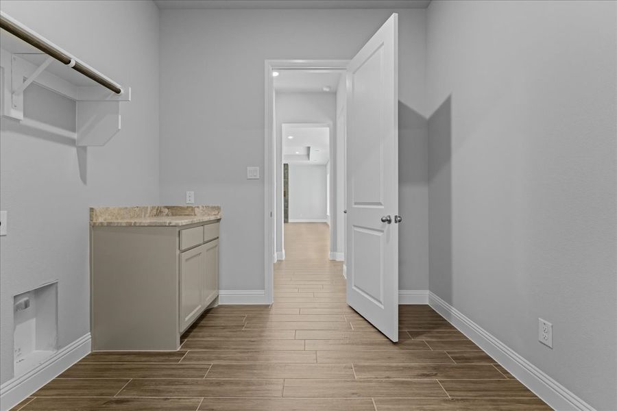 Spacious, unfurnished interior of a new home in Spring Valley Ranch, Paradise (Image 41).