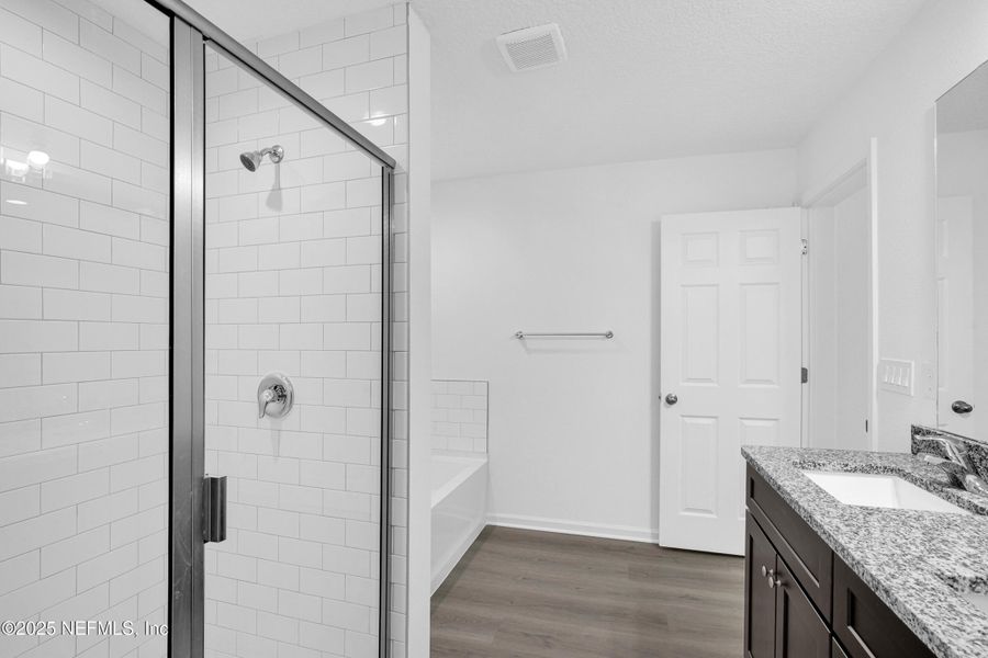 Furnished interior view inside a new home in , Green Cove Springs (Image 9).
